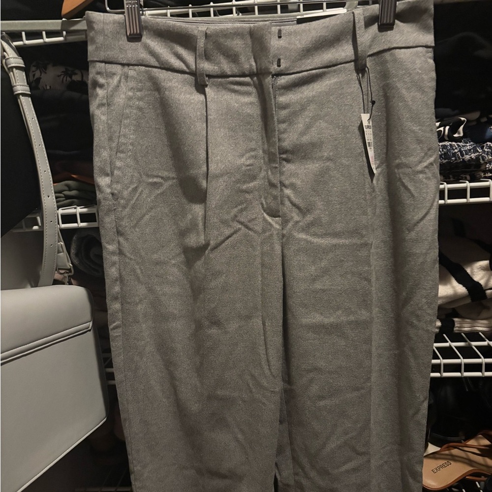 Express pants Ankle high rise